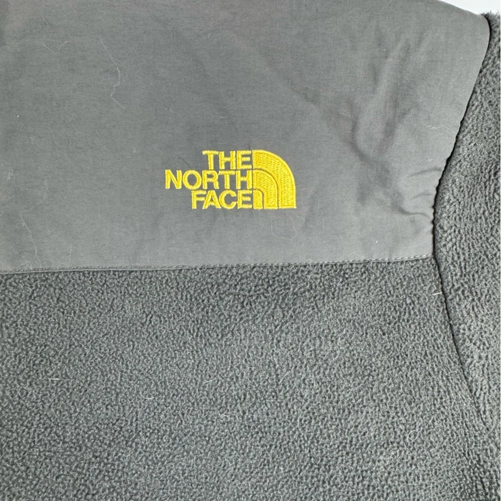 The North Face Boys Denali Jacket Gray with Yellow Highlights size XL